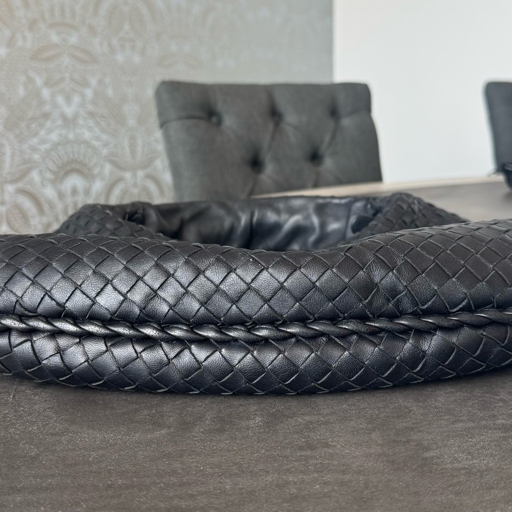 Bottega Veneta Medium Hobo Black - Picture 4 of 15